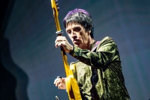 Johnny Marr - The Brighton Centre, Brighton 28th April 2022 - Credit - Cris Watkins