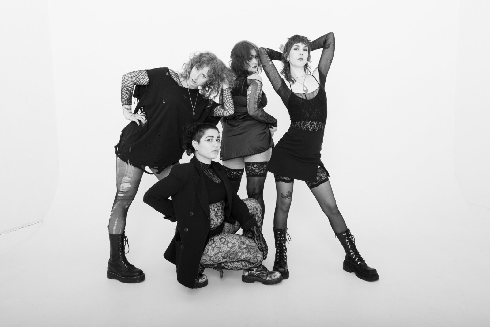 Bad Waitress – photo by Calm Elliott-Armstrong