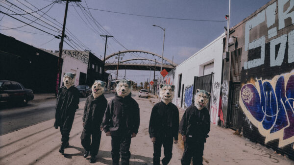 MAN WITH A MISSION press photo